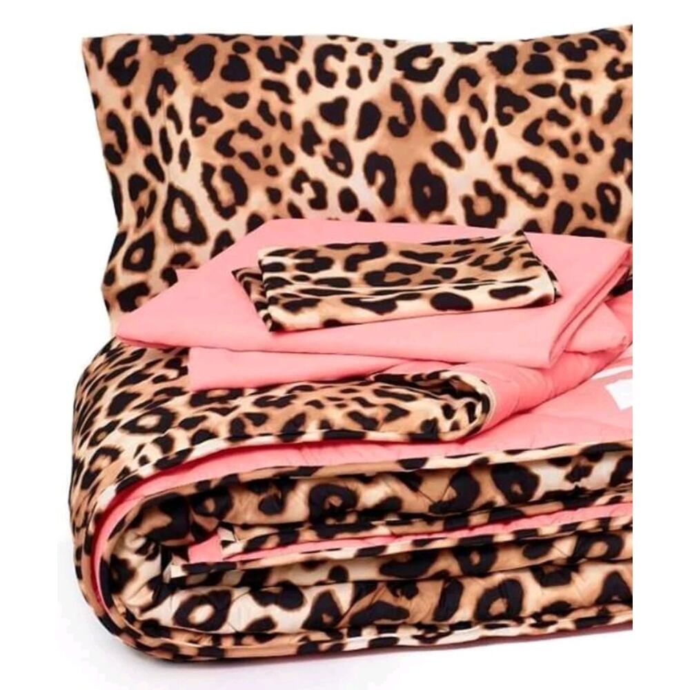 Victorias Secret Pink REVERSIBLE Bed In A Bag Full / Queen Comforter Sheets NWT